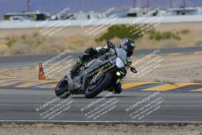 media/Jan-14-2023-SoCal Trackdays (Sat) [[497694156f]]/Turn 4 Set 2 (1030am)/